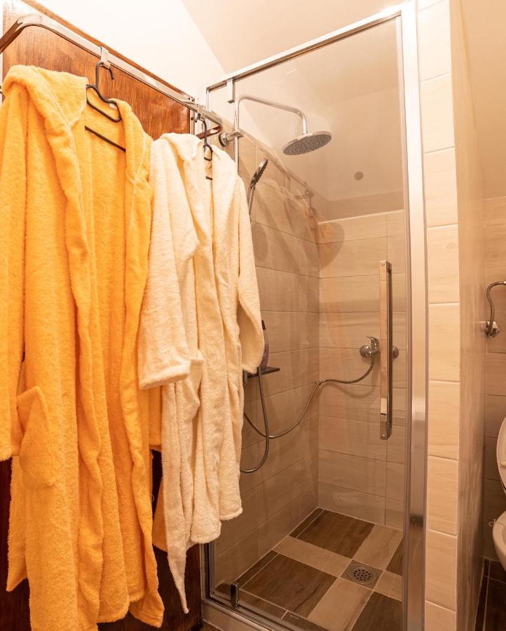 Delux Apartmani โปชาเรวัซ ภายนอก รูปภาพ