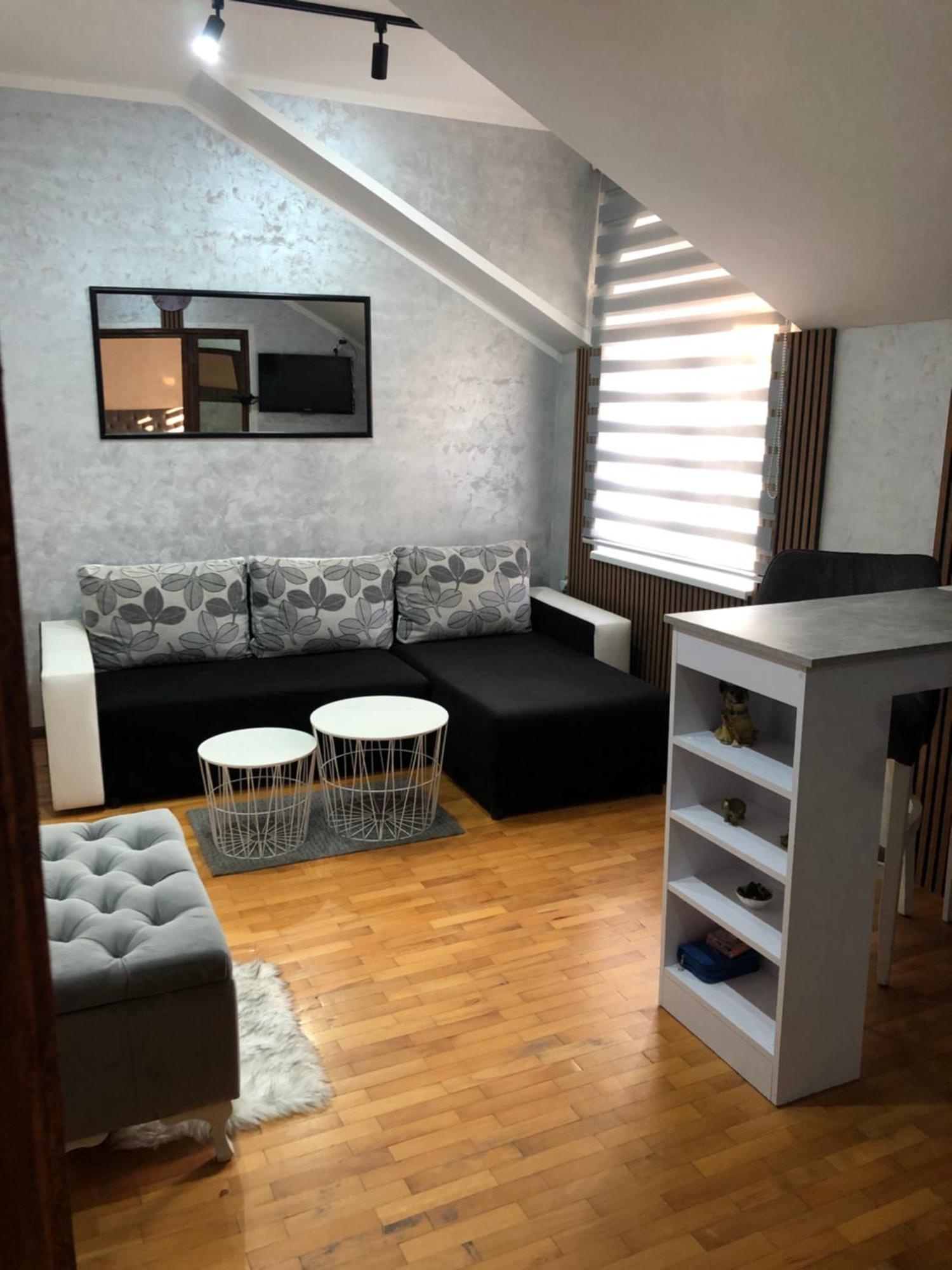 Delux Apartmani โปชาเรวัซ ภายนอก รูปภาพ